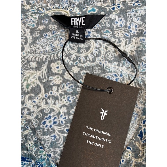 Frye Women's Small Paisley‎ Print Long Sleeve Blouse Tie Neck Top Blue  Boho New - Picture 4 of 9